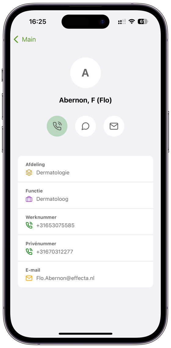 Contactkaart met bel-, chat- en mailknop en werknummer